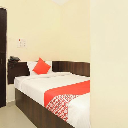 Hotel O Vasundhara Guest House Near Tankbund Secundurabad Exteriör bild